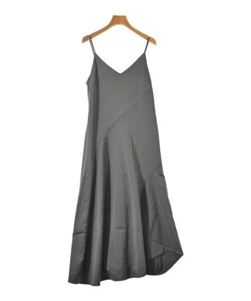 CITY ชุดเดรส