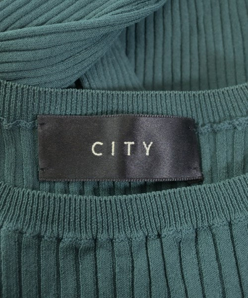 CITY เสื้อกันหนาว