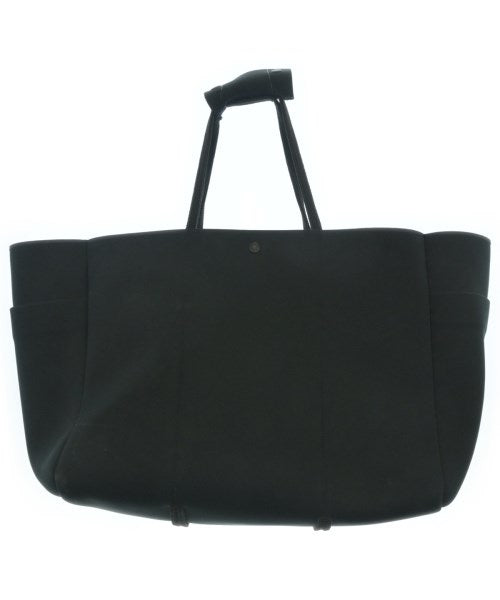 STATE OF ESCAPE กระเป๋าถือขนาดใหญ่