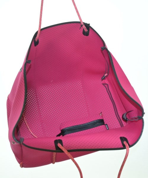 STATE OF ESCAPE กระเป๋า อื่น