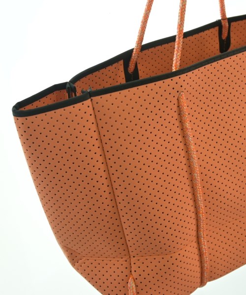 STATE OF ESCAPE กระเป๋า อื่น