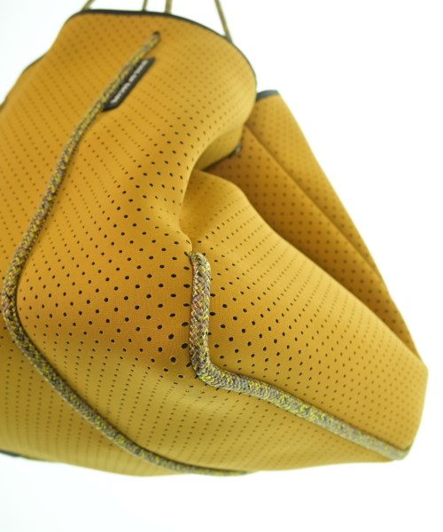 STATE OF ESCAPE กระเป๋า อื่น