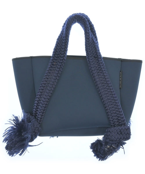 STATE OF ESCAPE กระเป๋าถือขนาดใหญ่