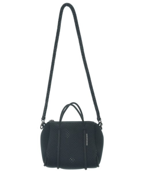 STATE OF ESCAPE กระเป๋าสะพาย