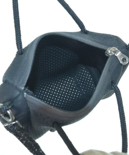 STATE OF ESCAPE กระเป๋าสะพาย