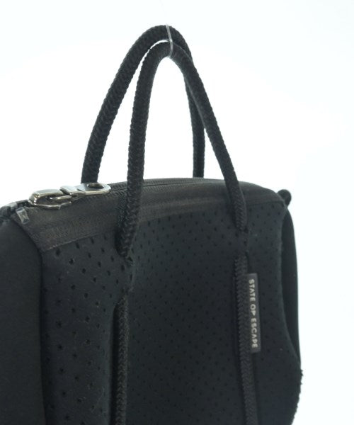 STATE OF ESCAPE กระเป๋าสะพาย