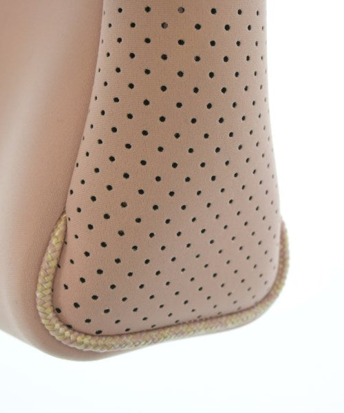 STATE OF ESCAPE กระเป๋าสะพาย