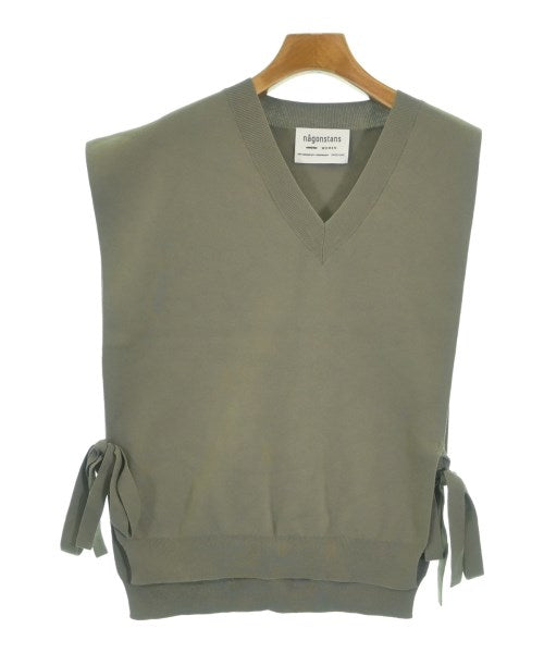 nagonstans เสื้อแขนกุด