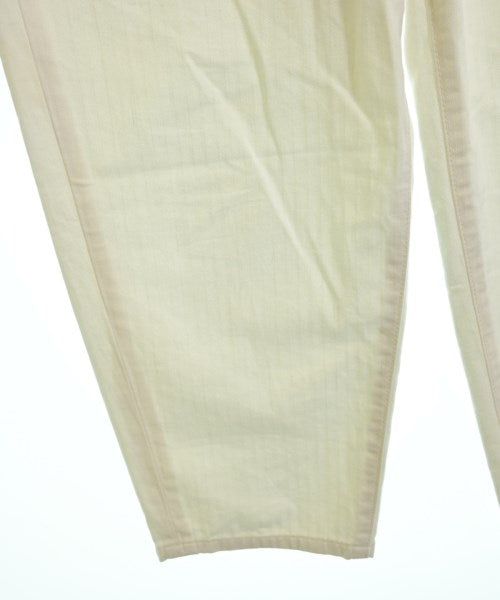 nagonstans ยีนส์