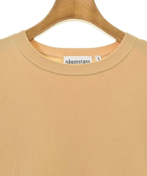 nagonstans เสื้อกันหนาว