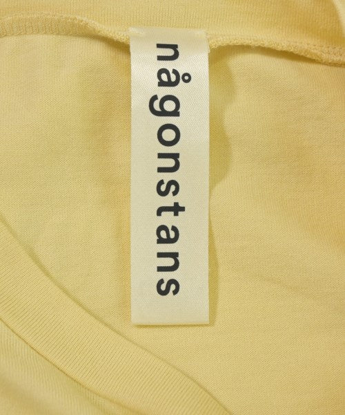 nagonstans เสื้อยืด/เสื้อท็อปส์