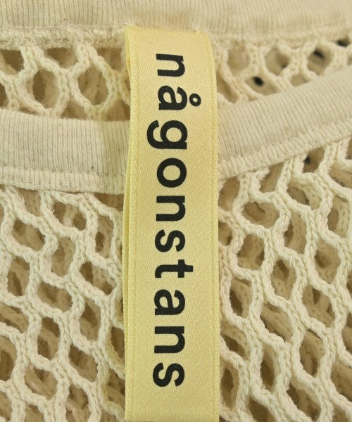nagonstans เสื้อยืด/เสื้อท็อปส์