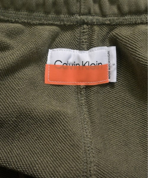 CALVIN KLEIN กางเกงขาสั้น