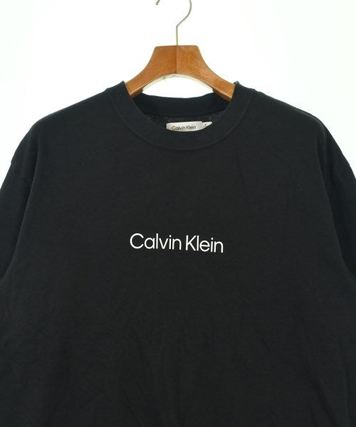 CALVIN KLEIN เสื้อยืด/เสื้อท็อปส์