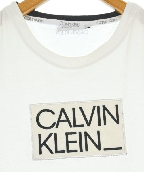 CALVIN KLEIN เสื้อยืด/เสื้อท็อปส์