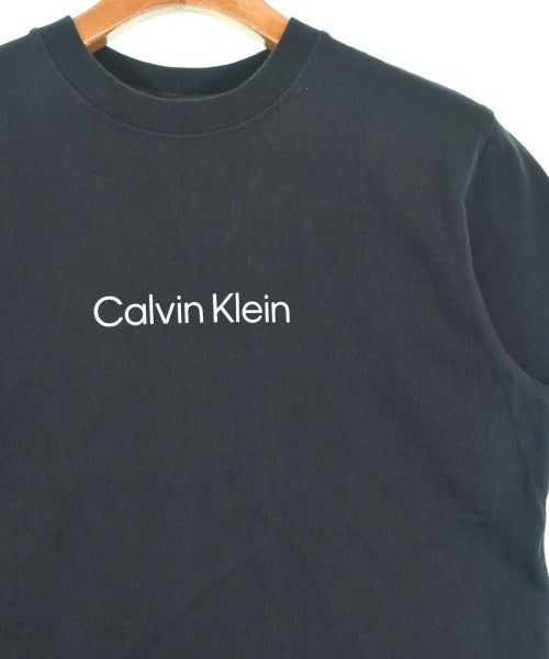 CALVIN KLEIN เสื้อยืด/เสื้อท็อปส์