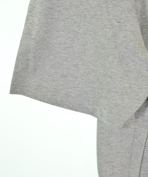 CALVIN KLEIN เสื้อยืด/เสื้อท็อปส์
