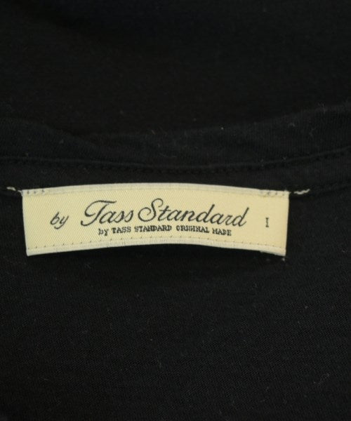 by Tass Standard เสื้อยืด/เสื้อท็อปส์