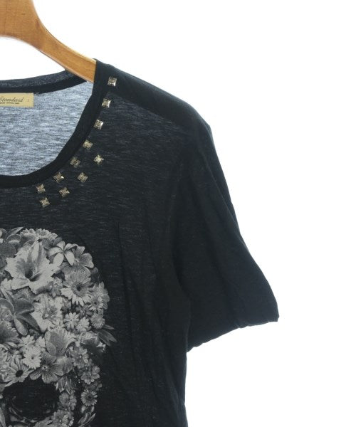 by Tass Standard เสื้อยืด/เสื้อท็อปส์