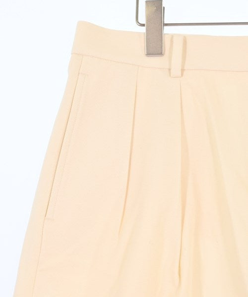 NEAT กางเกงขาสั้น