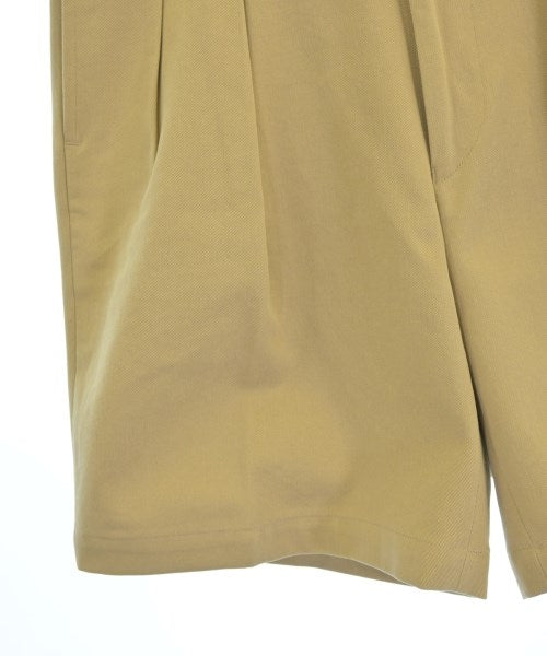 NEAT กางเกงขาสั้น