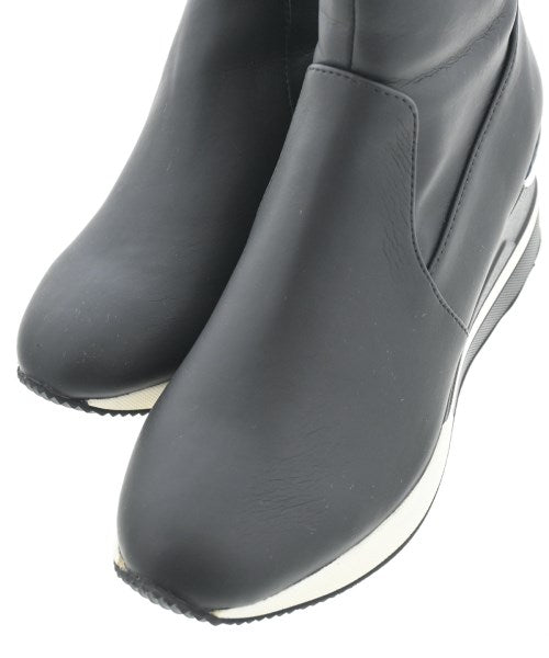 enchanted รองเท้า อื่น