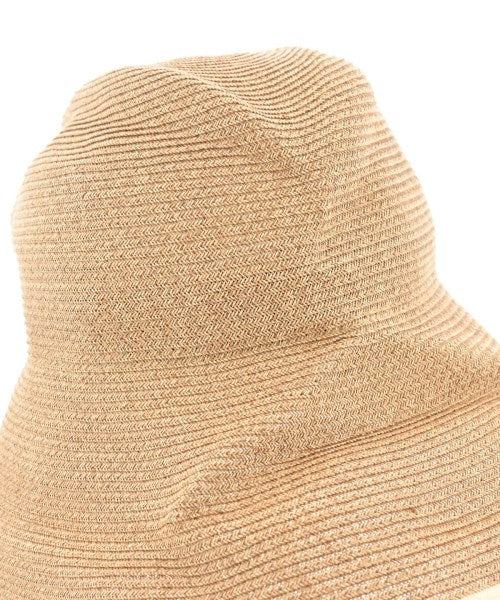 mature ha. หมวกฟาง