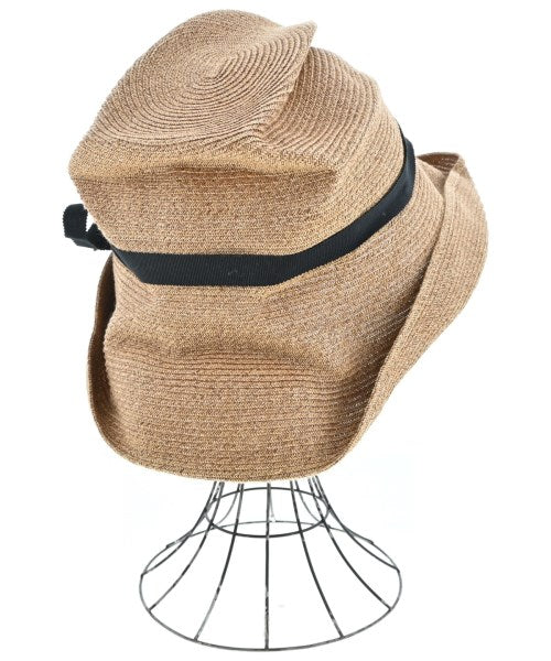 mature ha. หมวกฟาง