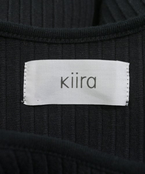 KiiRA เสื้อยืด/เสื้อท็อปส์