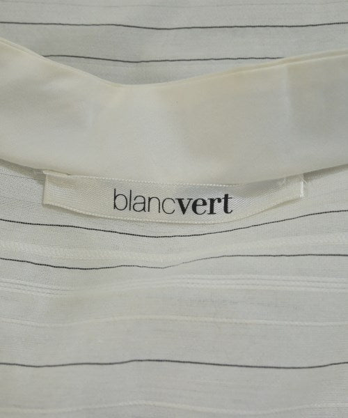 blancvert เสื้อลำลอง