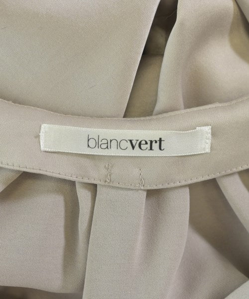 blancvert เสื้อสตรี