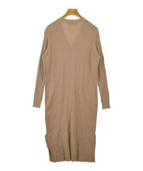 WORK TRIP OUTFITS GREENLABELRELAXING เสื้อคาร์ดิแกน