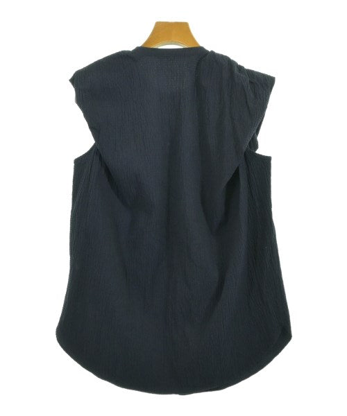 ESSEN.LAUTREAMONT เสื้อลำลอง