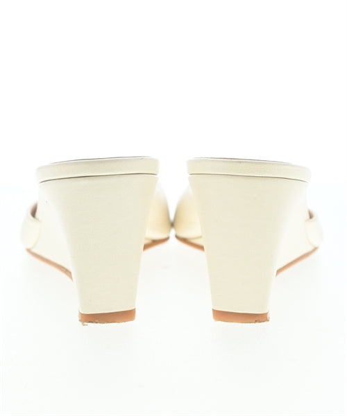 CARMEN SALAS รองเท้าแตะ