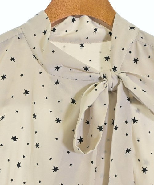 B7 เสื้อสตรี