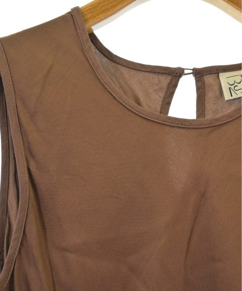 Baserange เสื้อสตรี