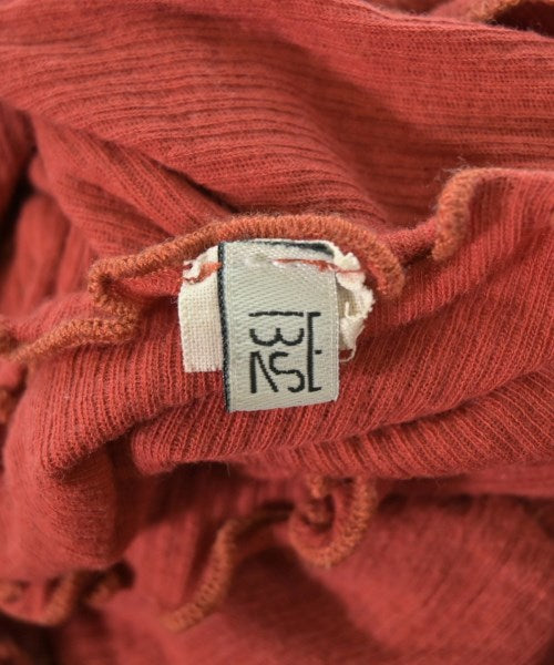 Baserange เสื้อกันหนาว