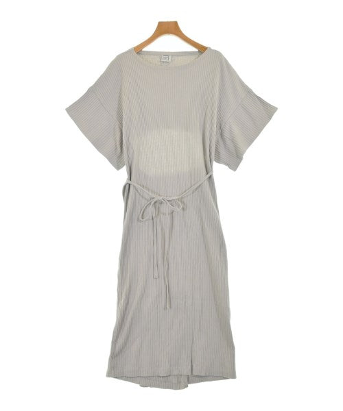 Baserange ชุดเดรส