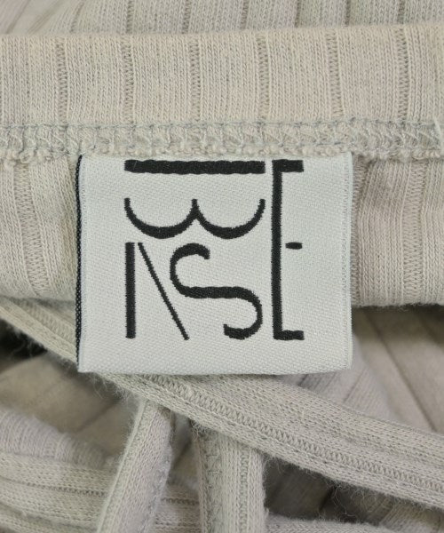 Baserange ชุดเดรส