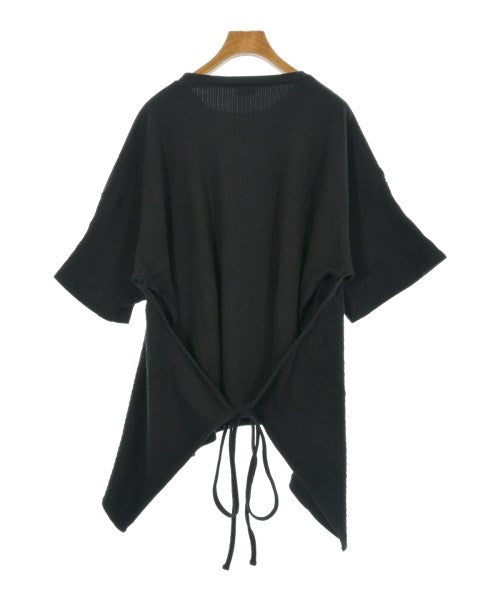 Baserange เสื้อยืด/เสื้อท็อปส์