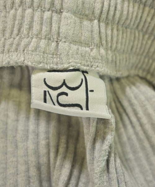 Baserange กางเกง อื่น