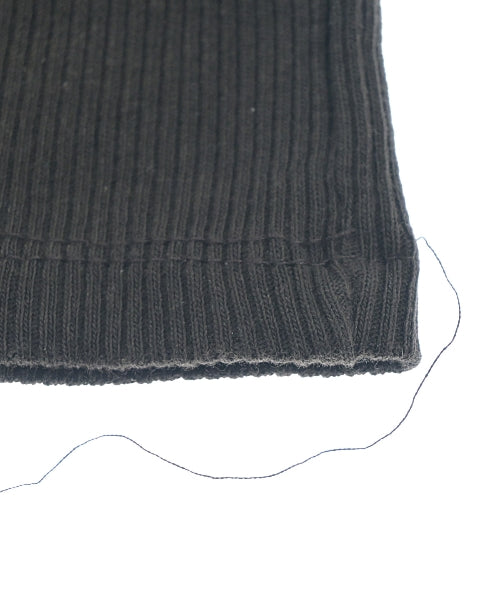 Baserange เสื้อสายเดี่ยว