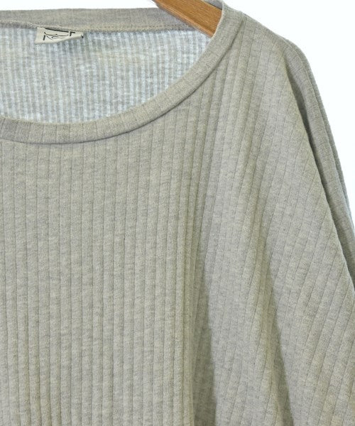 Baserange เสื้อยืด/เสื้อท็อปส์