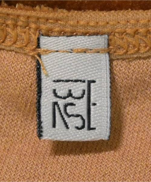 Baserange เสื้อยืด/เสื้อท็อปส์