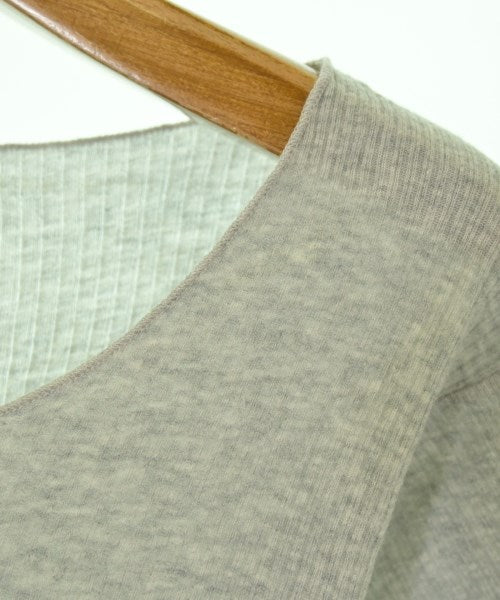 Baserange เสื้อยืด/เสื้อท็อปส์