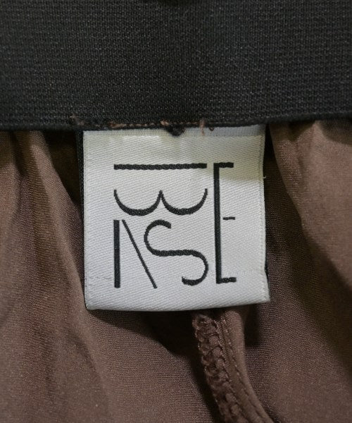 Baserange กางเกง อื่น