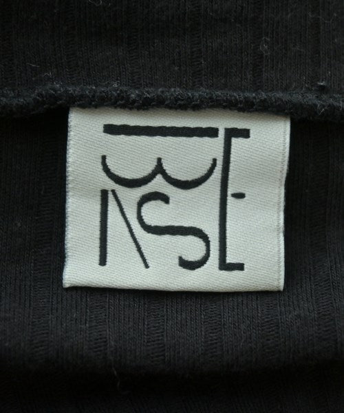 Baserange เสื้อยืด/เสื้อท็อปส์