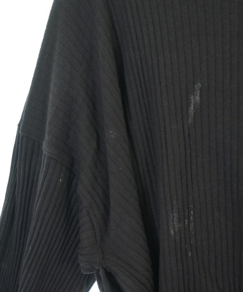 Baserange เสื้อยืด/เสื้อท็อปส์