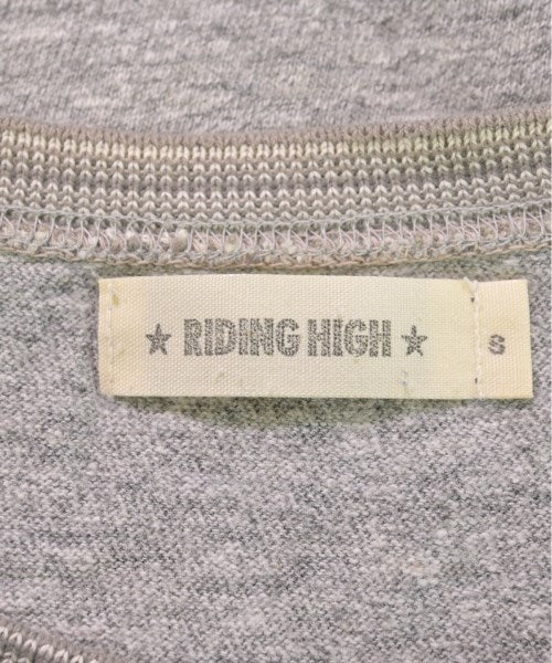 RIDING HIGH เสื้อยืด/เสื้อท็อปส์