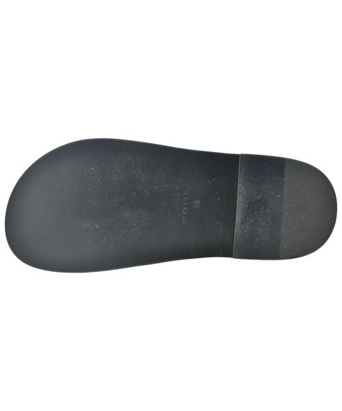 MOHI รองเท้าแตะ